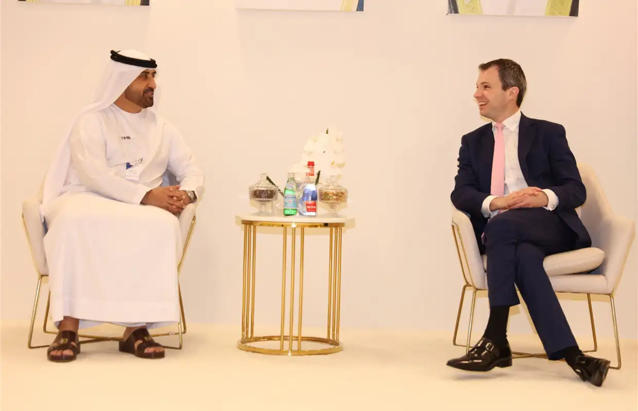 Emirates Health Services Signs MoU with London Clinic