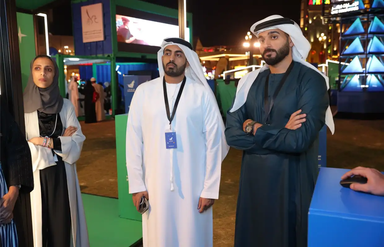 مشاركة مؤسسة الإمارات للخدمات الصحية في معرض "الإمارات تبتكر" الذي أقيم ضمن أسبوع الابتكار في القرية العالمية بتنظيم من مركز محمد بن راشد للابتكار الحكومي، لاستعراض أحدث التقنيات الصحية والمشاريع الابتكارية التي تعتمد على الأتمتة والذكاء الاصطناعي.