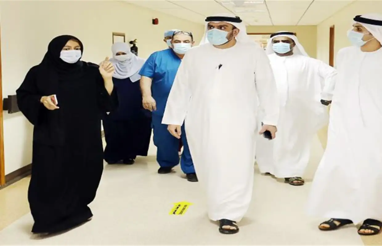 EHS Chairman and General Director visits to Dibba Al-Fujairah hospital and Dibba Al-Hisn health care center to ascertain the operational readiness levels and the provision of medical supplies and equipment, as well as the sufficiency of drug stockpile.